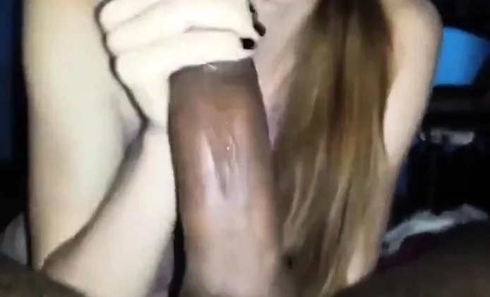 Redhead Amateur Blows BBC in the Dark with a Facial Finish