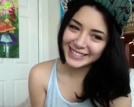 Amateur Webcam Teen Masturbates And Teases