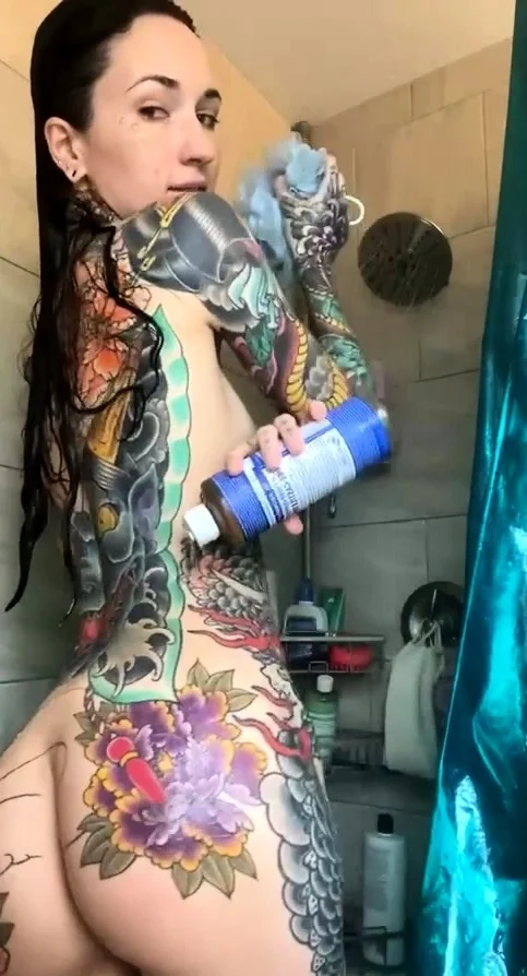 Lewd amateur brunette teen meg davis webcam masturbation