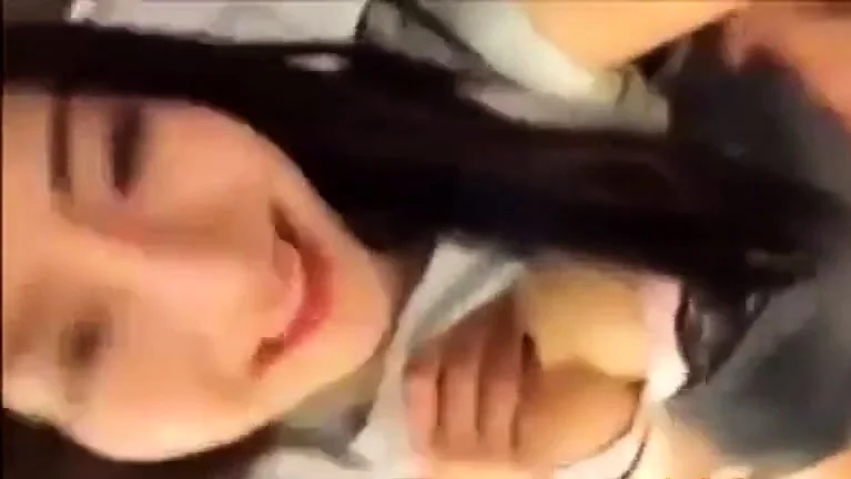 Hot korean girl records herself being fucked