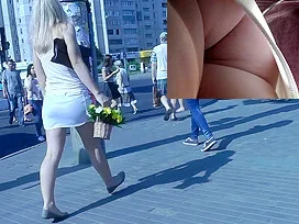 Excellent upskirt pussy isn't covered with any panties
