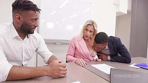 Brittany Bardot Smashes Her Butthole Only With Two Bbc
