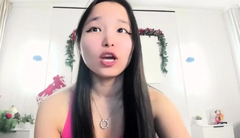 Amateur webcam asian girl
