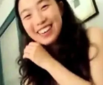 Chinese girl fucks