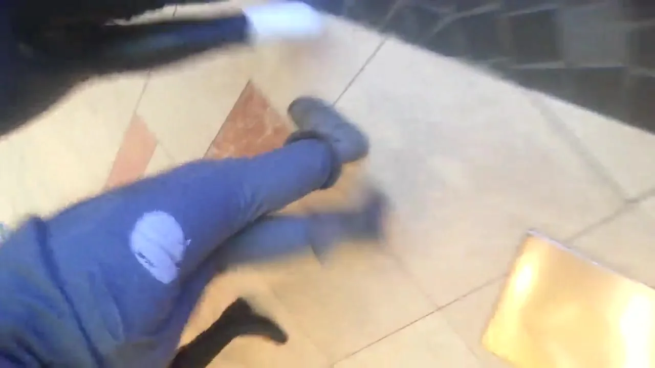 spy sexy girls ass in mall romanian