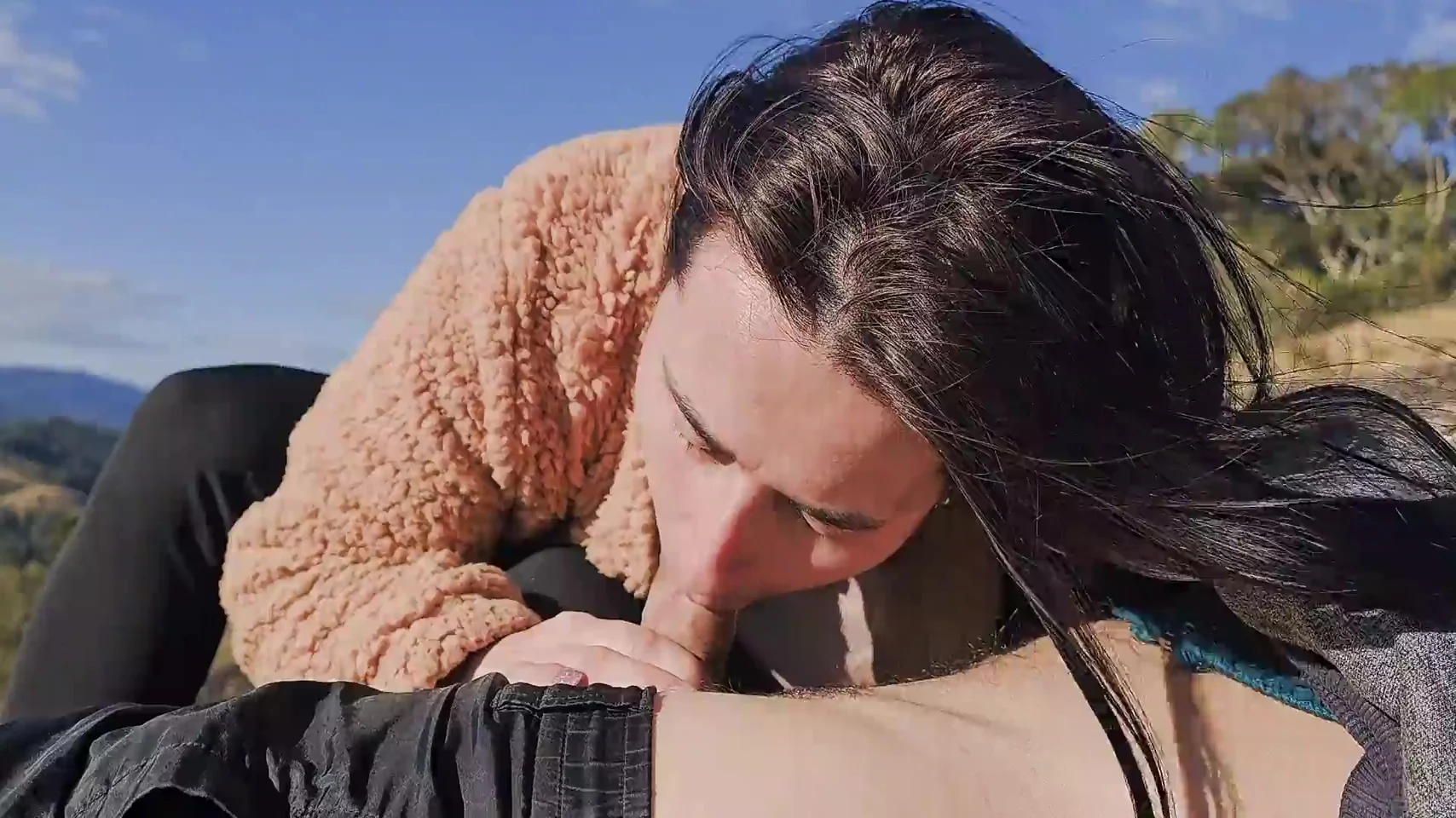 Jennifer Pimenta - Marido Nao Quis Acompanhar A Esposa Ate O Mirante, Entao Eu O Guia De Turismo Fodi Sua Bunda Gostosa 10 Min