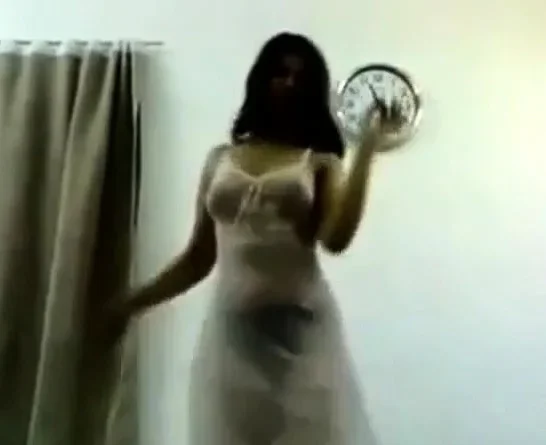 Sexy Arab dancing girl