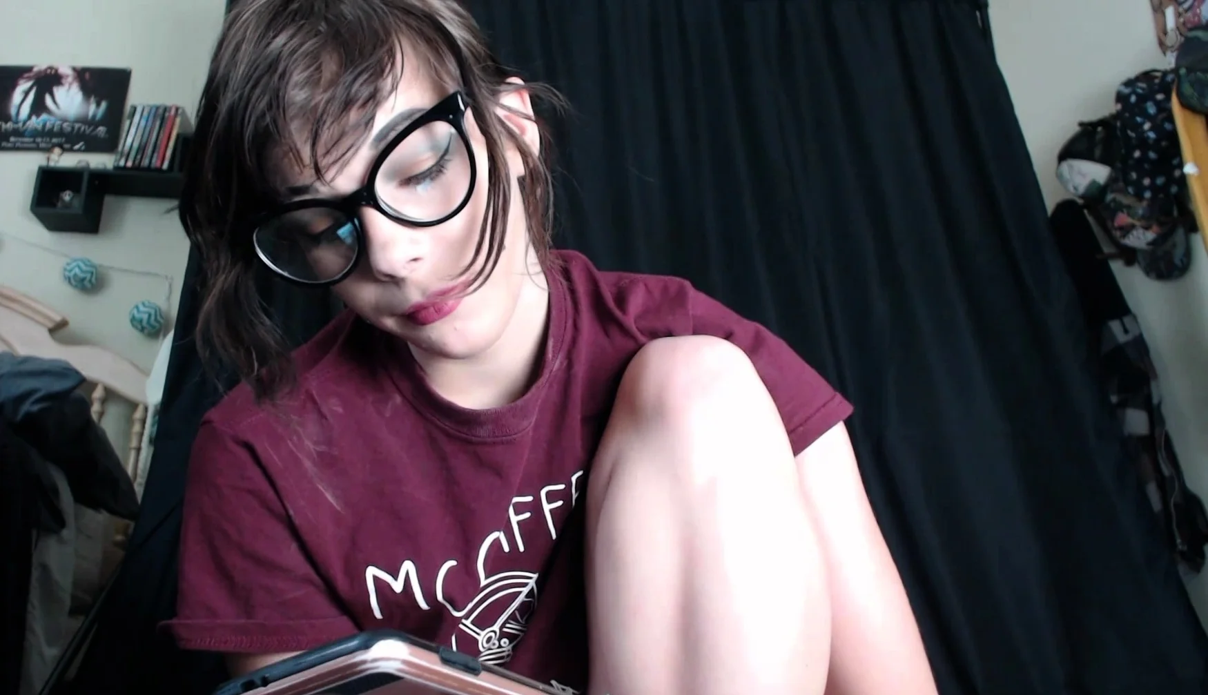 Brunette Solo Webcam Masturbation