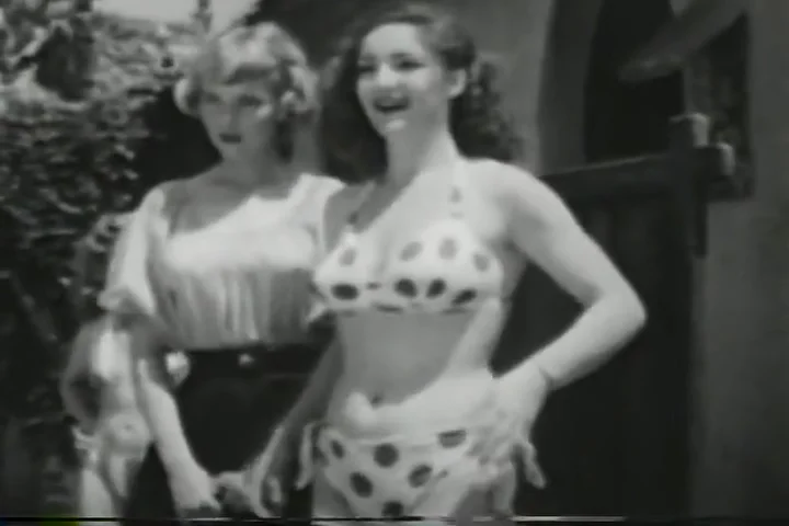 Glamour Girls Usa, Volume 1