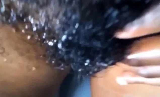 NEGRA PELUDA