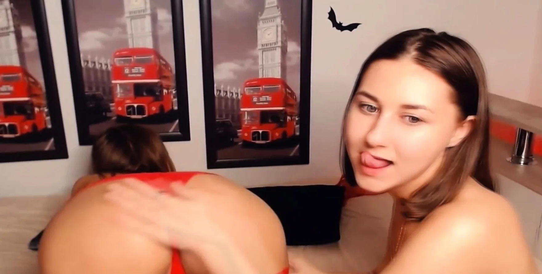 Horny Lesbians Do Hot Pussy Licking
