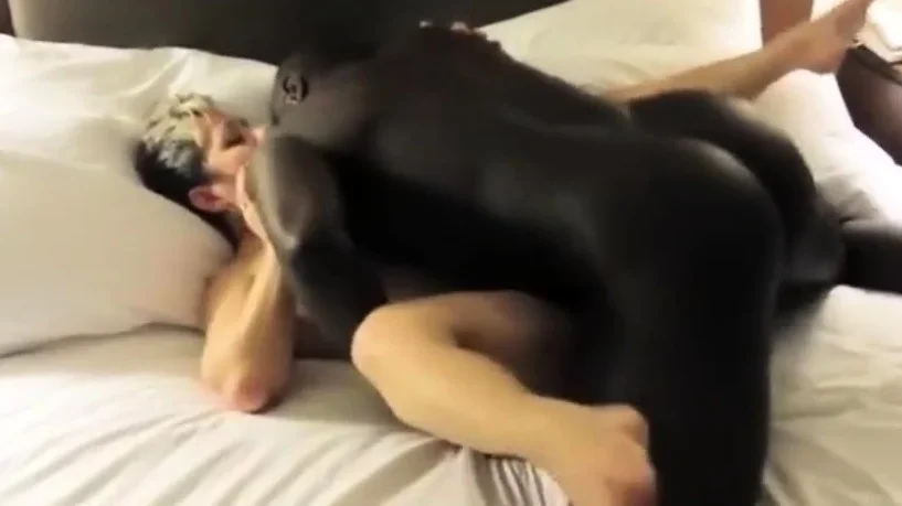 Grandma gets fucked by bbc and cuck watches