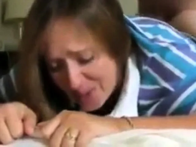 Mom's first time crying Anal