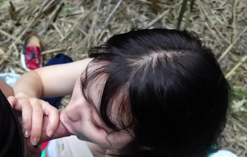 Kisaki Amateur Uncensored Fucks Outdoors