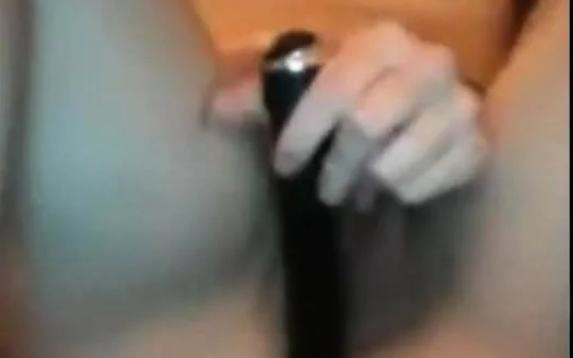 shy brunette 1st time masturbating on cam