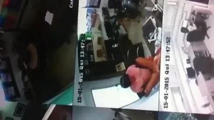 ESQUECEU QUE ESTAVA SENDO GRAVADO