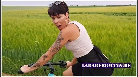 Pimp My Bike Fucks Her Bike! - Lara Bergmann