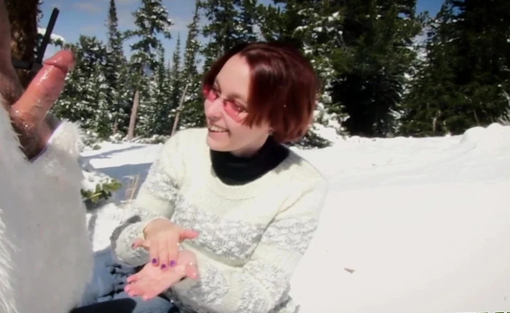 Public Handjobs Brandi de Lafey Strokes A Snowman