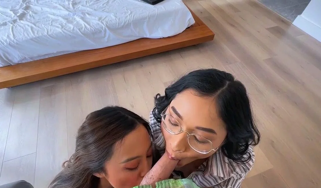 Amateur teens outdoor threesome sex orgy