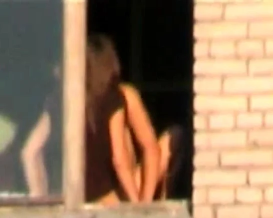 follando en la ventana