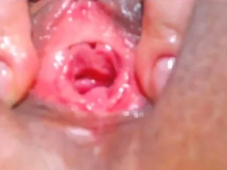 mature opens big pussy wide