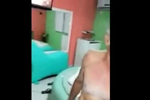 VELHO TARADO NOVINHA SAFADA