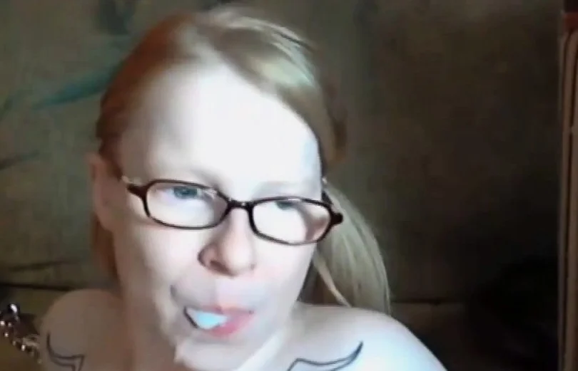 Quick cum on face