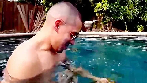 She Has To Finish What She Started! Underwater BlowjobCum-in-Mouth
