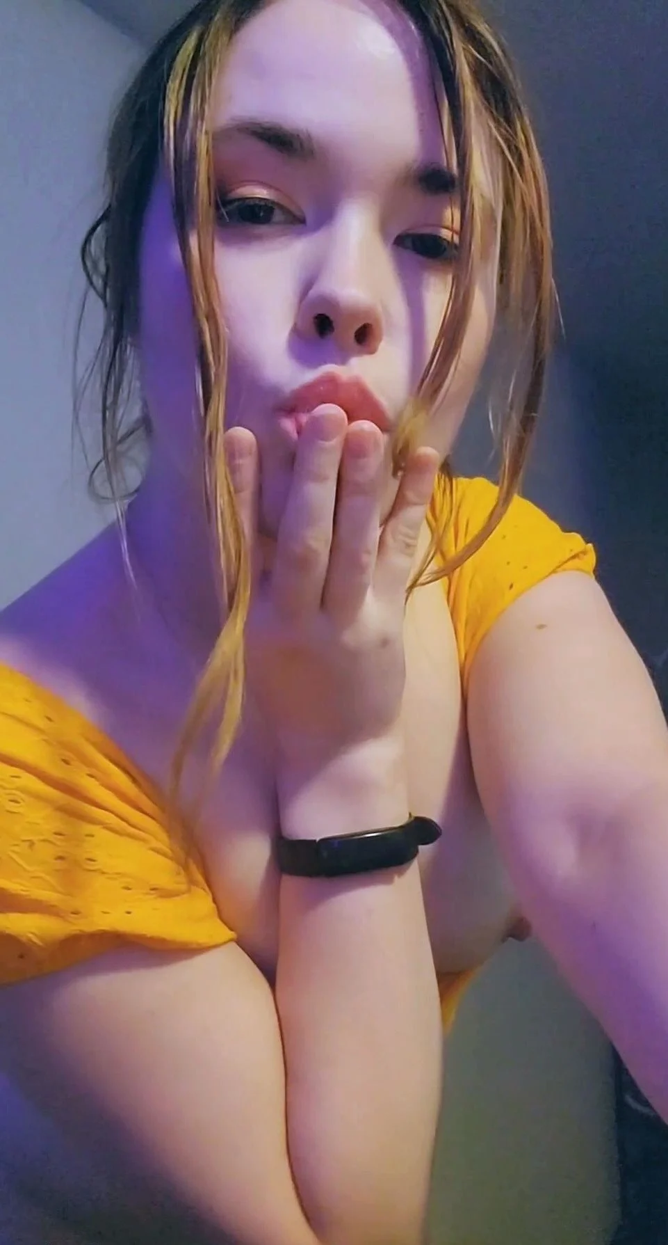 Cute amateur webcam girl masturbating close up to the camera