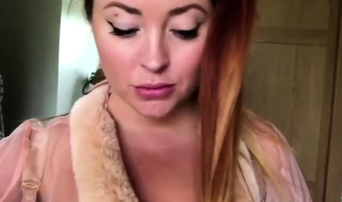 Sexy Transsexual With Big Boobs Jerking Off Inside