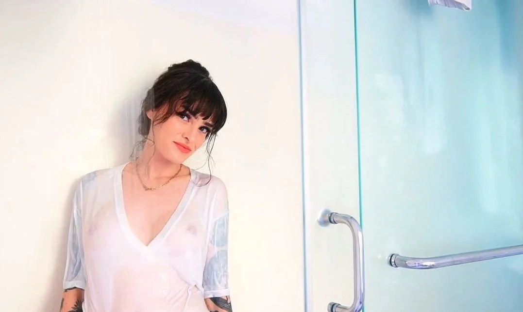 Wet T-Shirt Try-On Haul with a Stunning Tattooed Babe