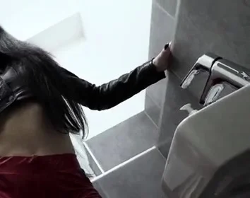 Lady Meli - Toilettensklave Anweisung fur gierige Klom$uler