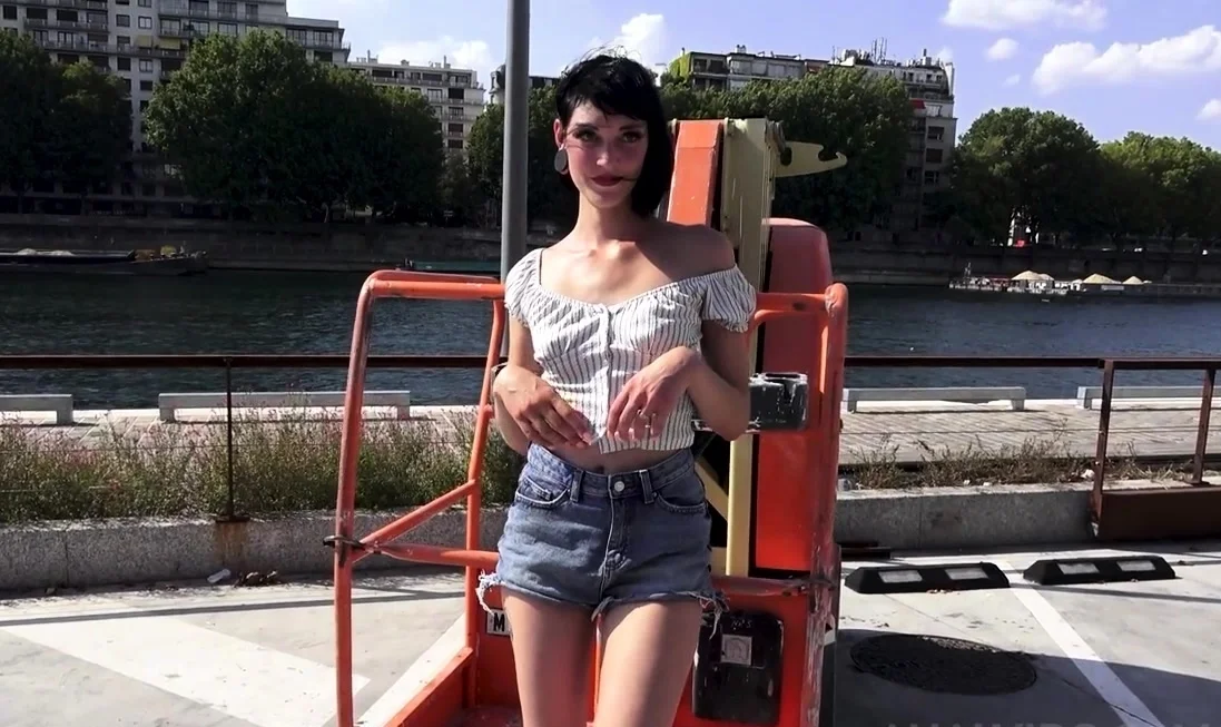 Tera amateur brunette girl public posing