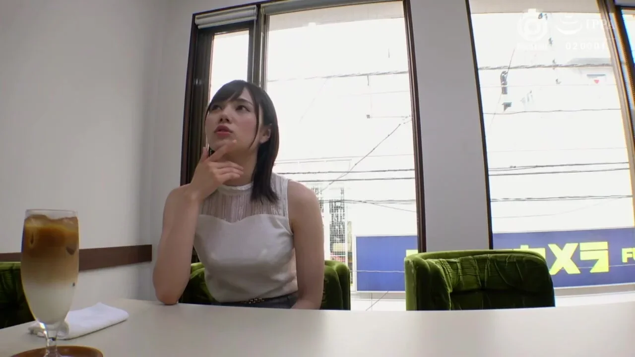 0008585_美脚 お姉さん 細身などが含まれている