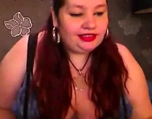 MATURE BBW IN FULL BACK PANTIES 2