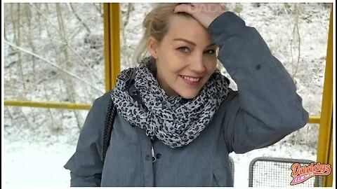 Daddys Luder In Am Bahnhof Geschwangert