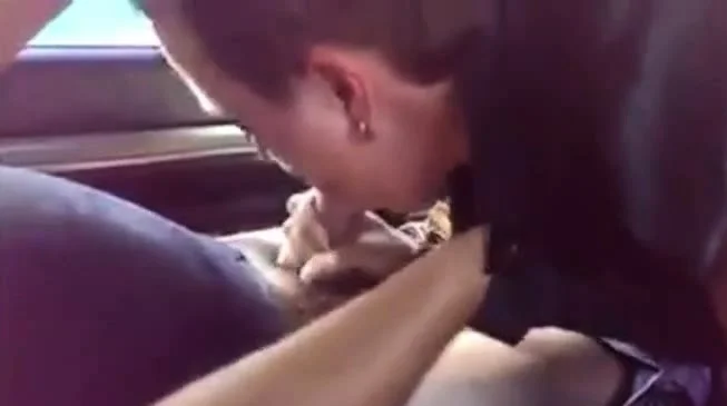 Russian whore sucked 2 cock in a car. Cum to her mouth