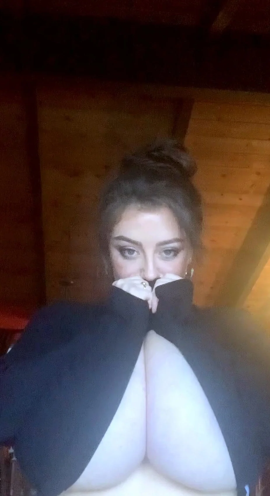 Leann amateur beautiful brunette with big boobs