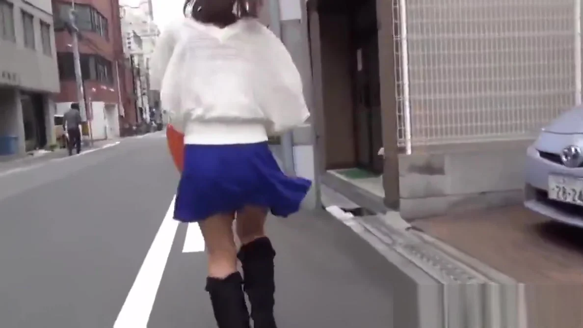 Japanese teen 18+ hos pissing