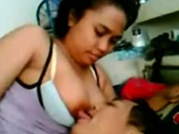 malay- busty babe giving bj and boob massage