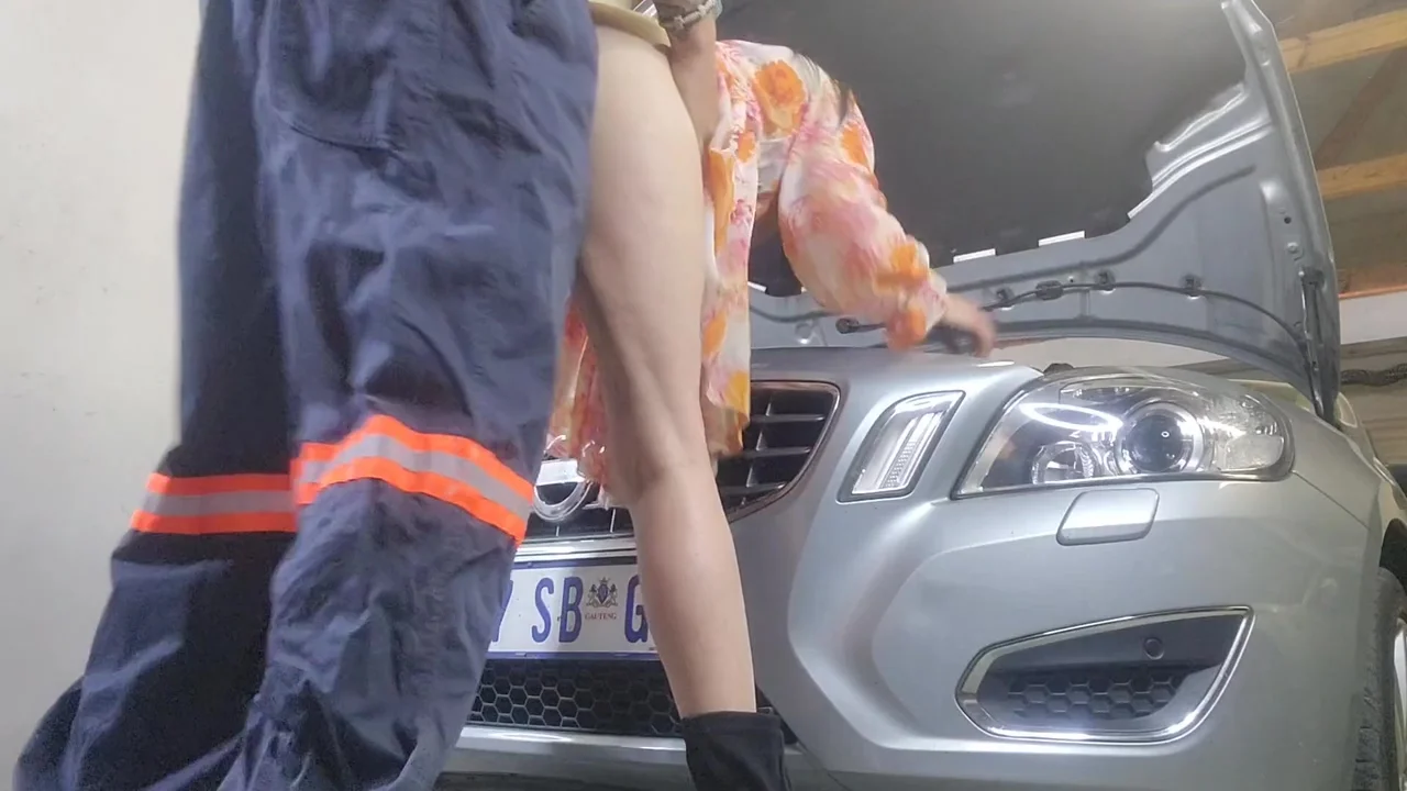 Like To Film How She Cheats With Random Men