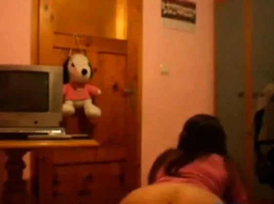 rica pendeja por webcam mostrando el orto