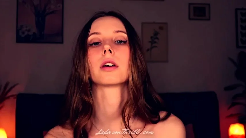 iWantClips Leda Von Thrill Magnetic Eyes