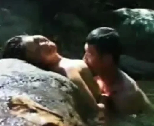 PINAY FUCKED BY INDONESIAN MAN
