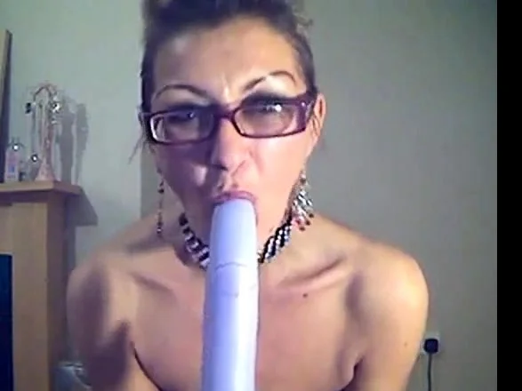 mature masturbates on cam 2