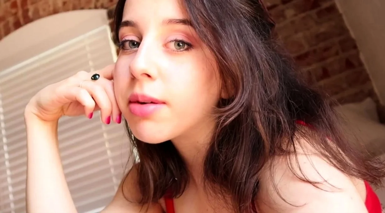 Princess Violette – Lock It Up Cuck