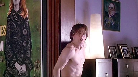 Penelope Cruz,Cameron Diaz in Vanilla Sky (2001)