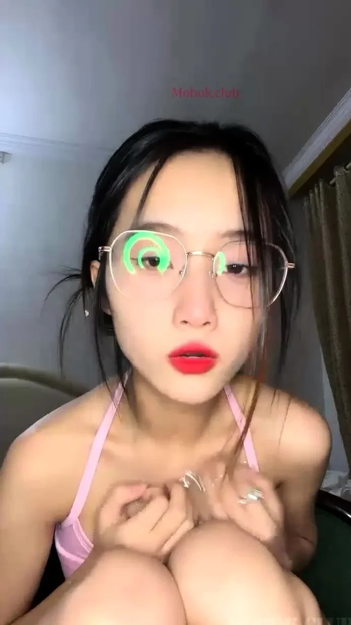 Amateur asian teen licks ass and sucks cock