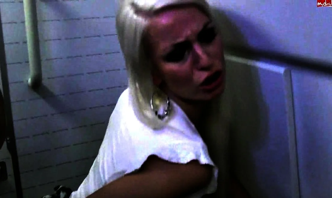 Blonde Teen Blowjobs