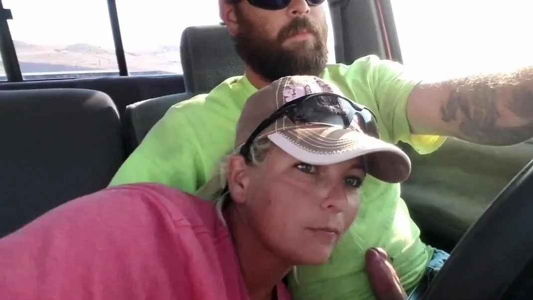 Sukie Rae gives a Blowjob while driving. Part 1